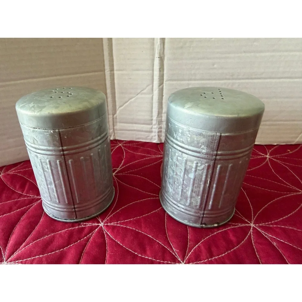 Rustic Galvanized Metal Salt & Pepper Shaker Set Farmhouse Trash Can Style 50's